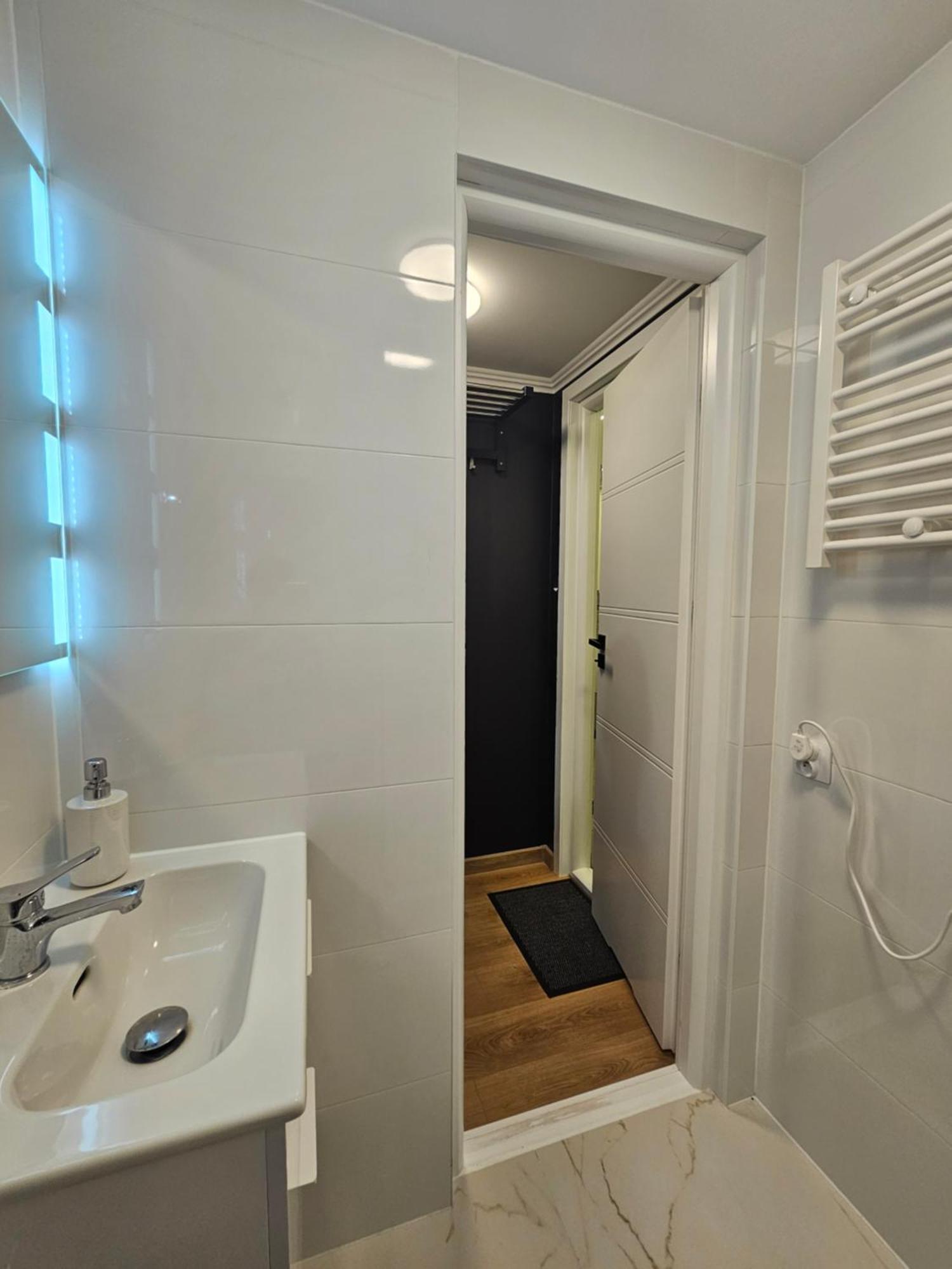 Vipol Amartamenty Biznesowe Apartment Lodz  Exterior photo